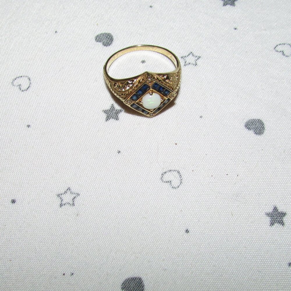 14kt Opal & Blue Sapphire Ring
